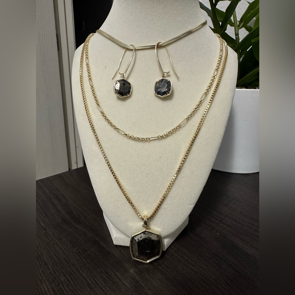 Kendra Scott Davis triple strand necklace and earrings set